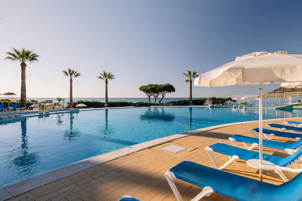 Monicca Collection Oura View