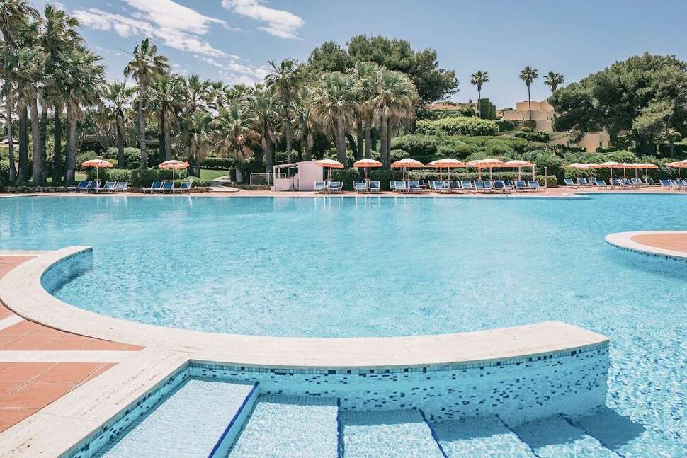 Mangia's Brucoli Resort.