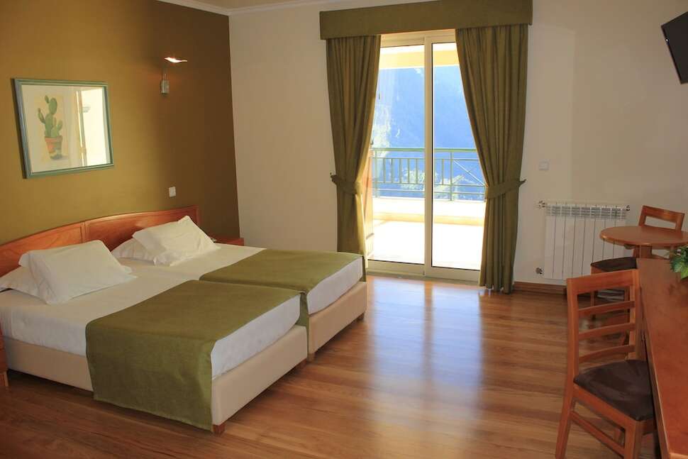 Estalagem Eira do Serrado.