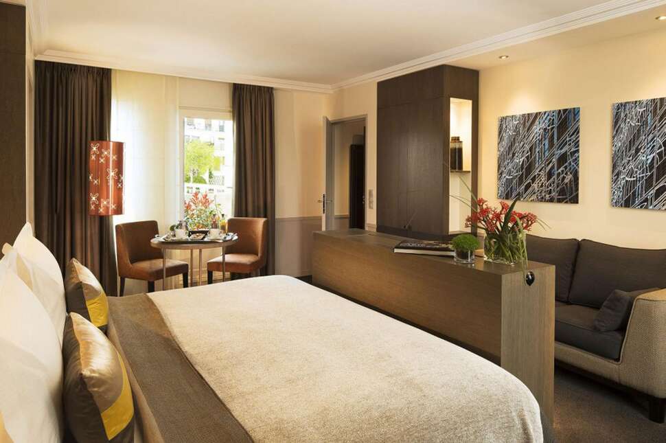Htel Villa Saxe Eiffel