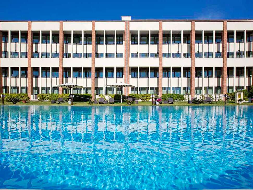 Mercure Rome Leonardo da Vinci Airport.