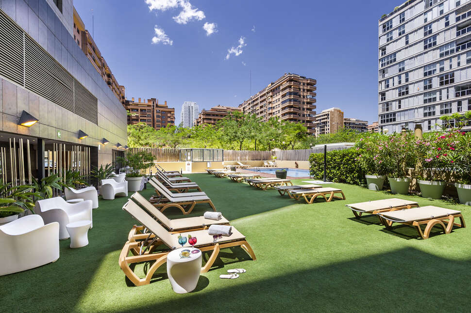 Hotel Valencia Oceanic Affiliated by Melia