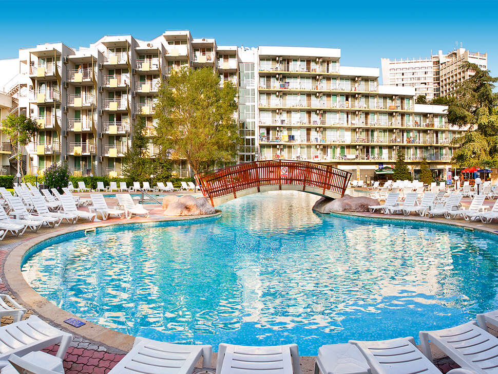 Hotel Laguna Garden.