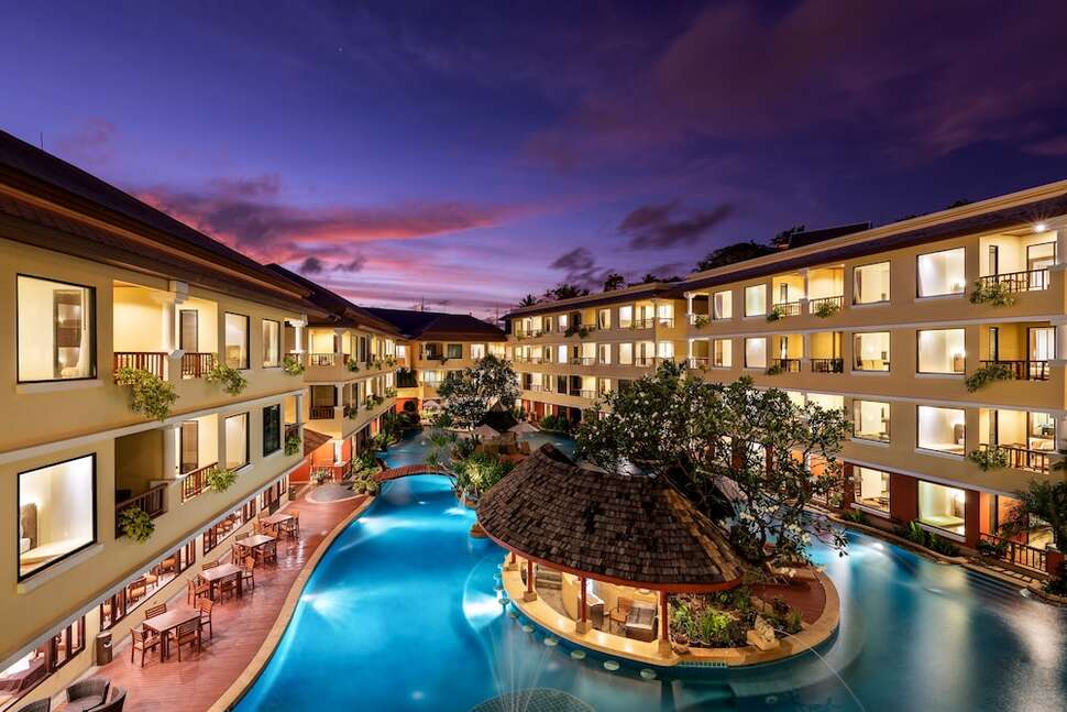 Patong Paragon Resort&Spa.
