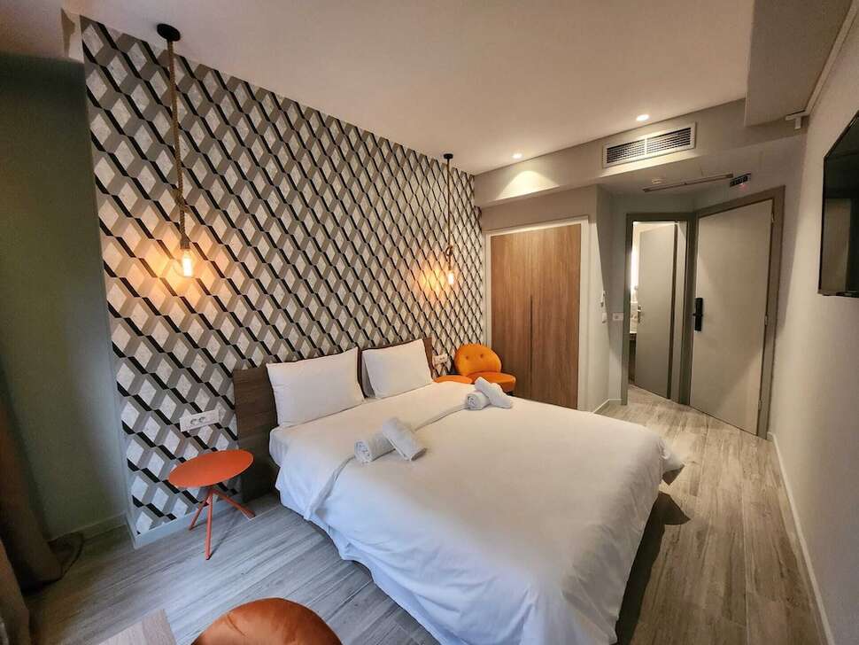 Urban Core Residence.