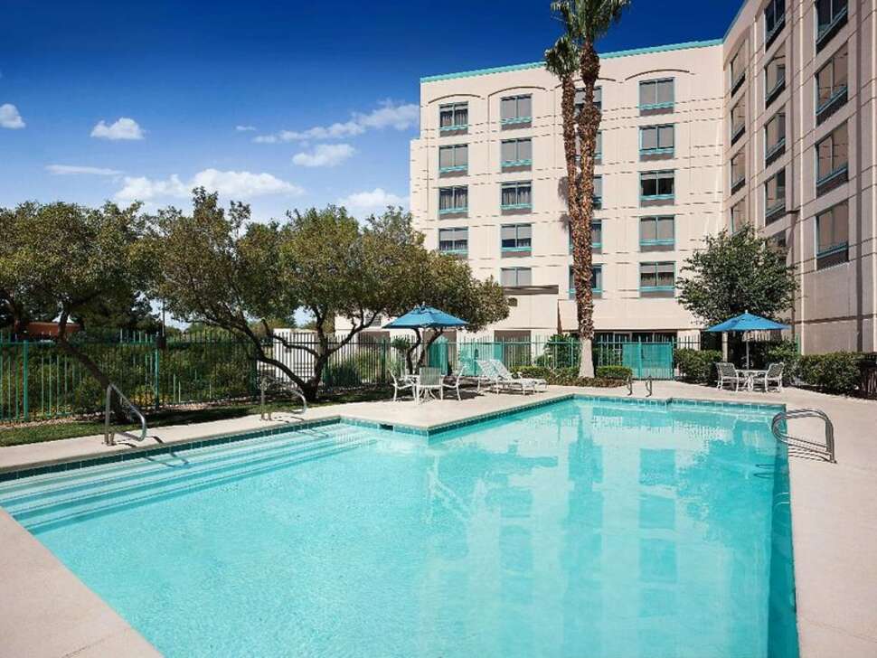 DoubleTree by Hilton Hotel Las Vegas Airport