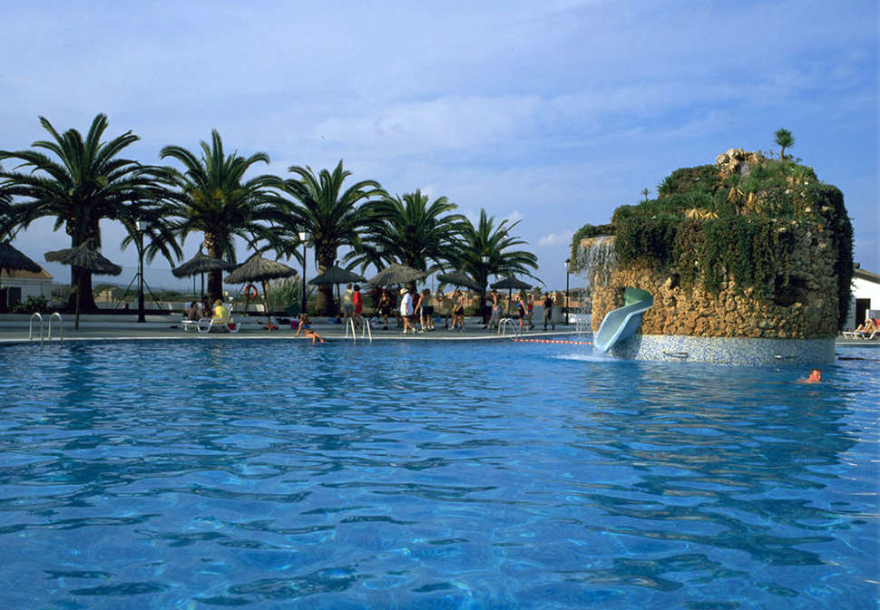 Aparthotel & Spa Acualandia.