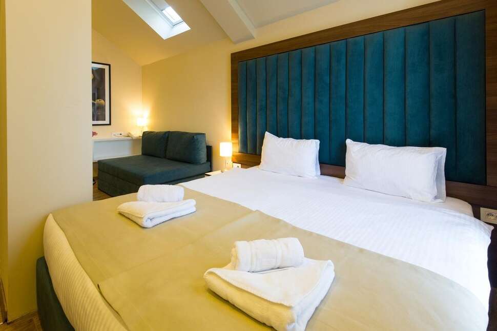 Marquise Hotel