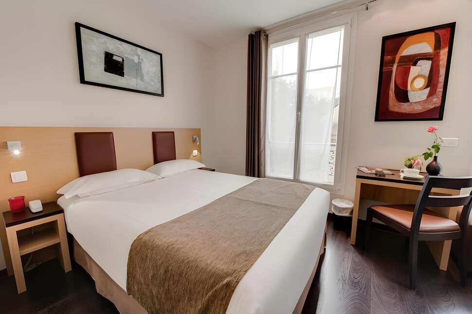 Source Hotel