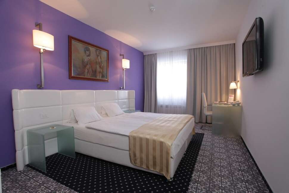 Hotel Phoenix