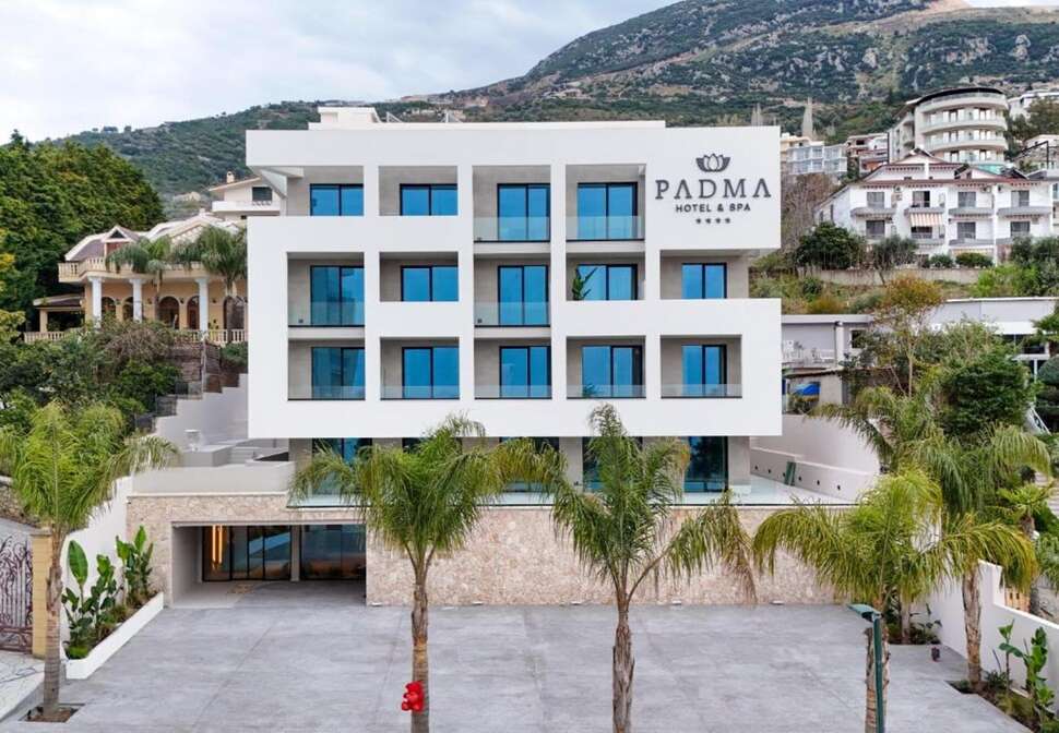 Padma Hotel & Spa