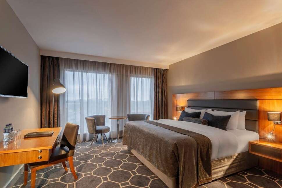 Athlone Springs Hotel