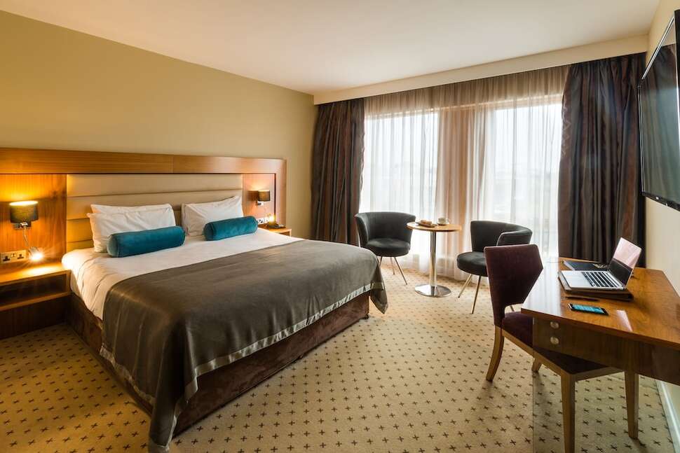 Athlone Springs Hotel