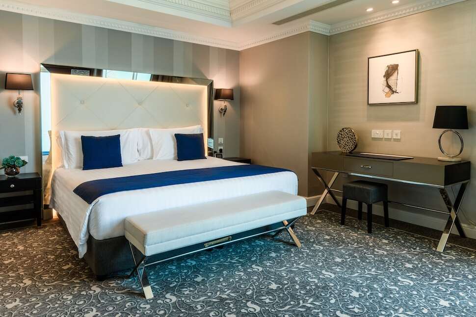 Centara West Bay Hotel & Residences