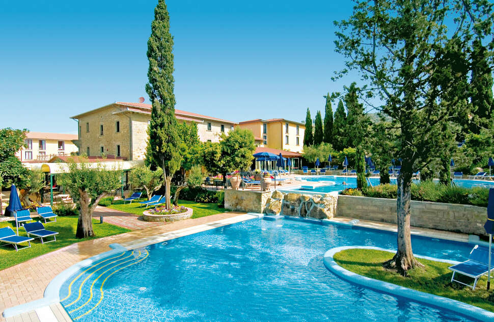 Hotel Villa Paradiso Village.