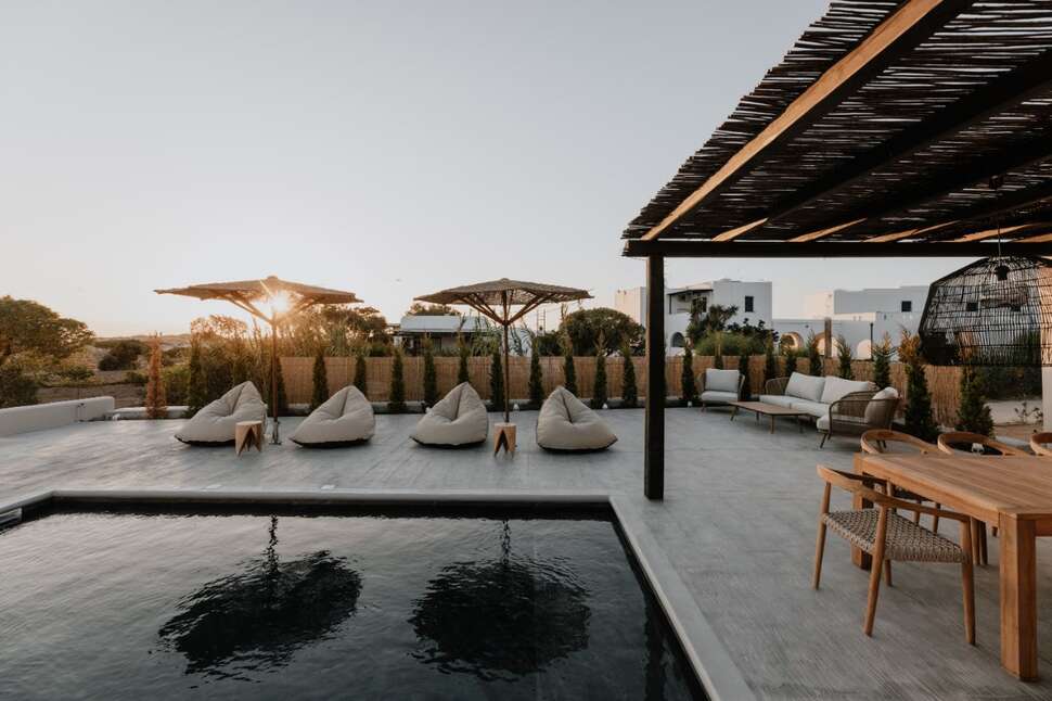 Onym Curated Villas.