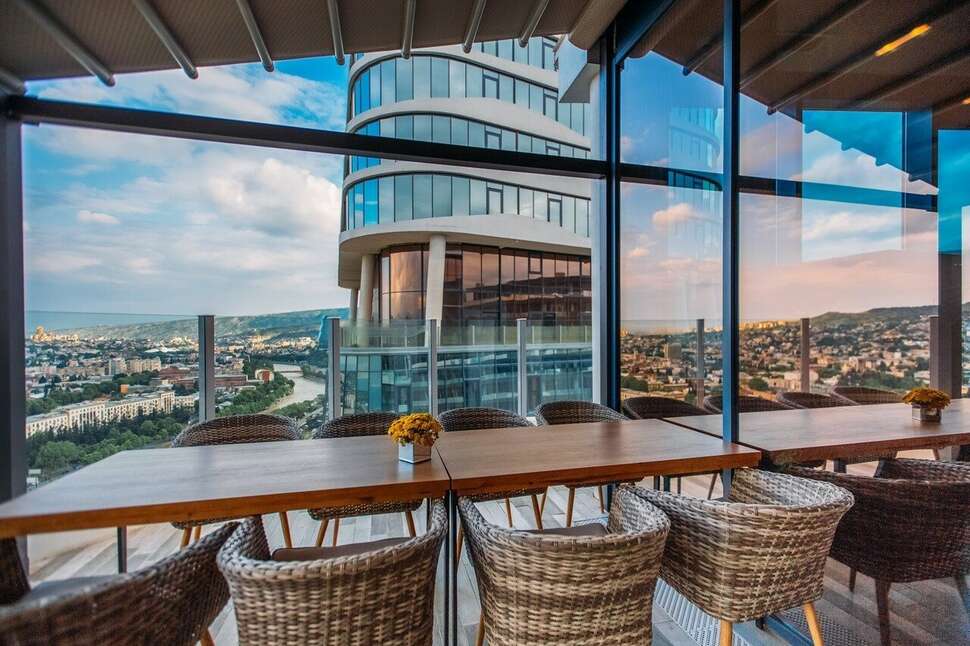 Meta Business Hotel.