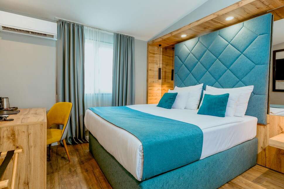 Hotel Nobel Gallery.