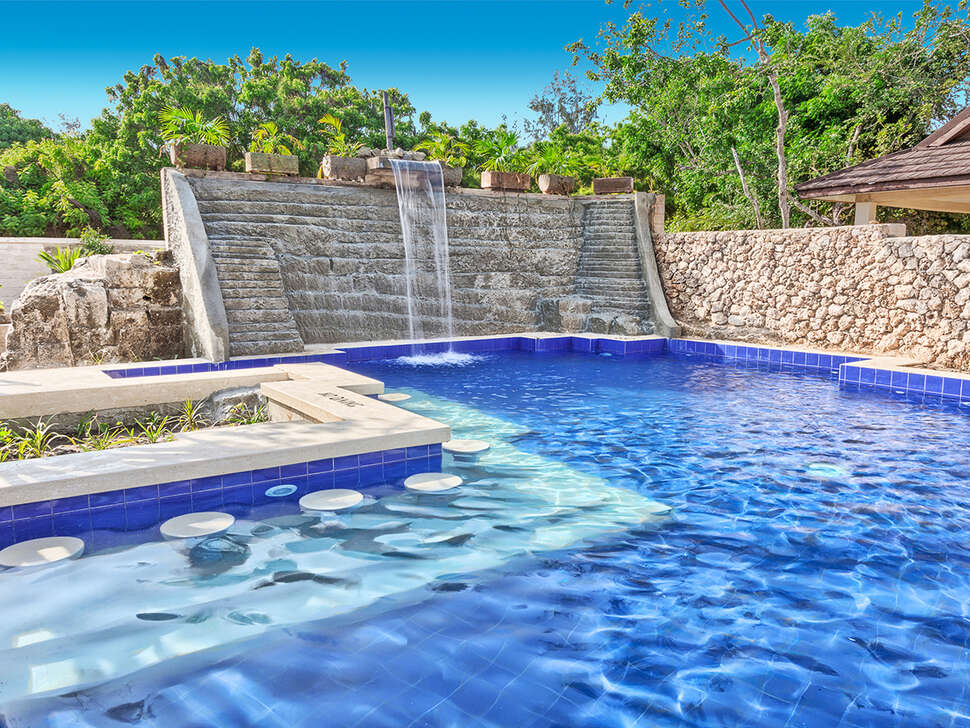 Leopard Beach Resort&Spa.