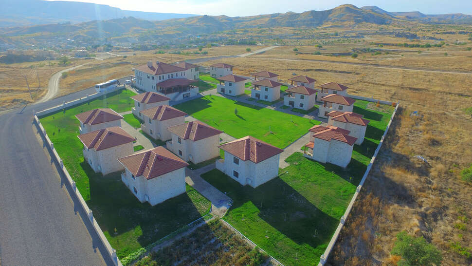 Elevres Stone House Hotel