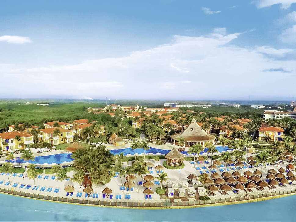 Ocean Maya Royale.
